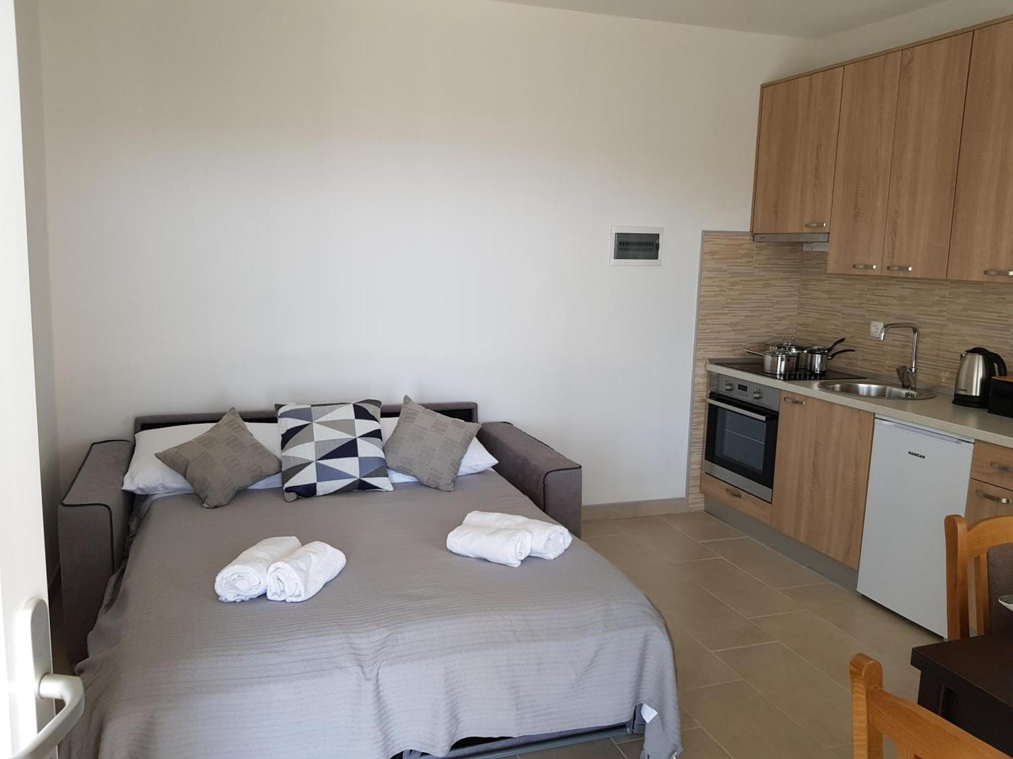 Apartments Tri Mora Ražanac Dış mekan fotoğraf