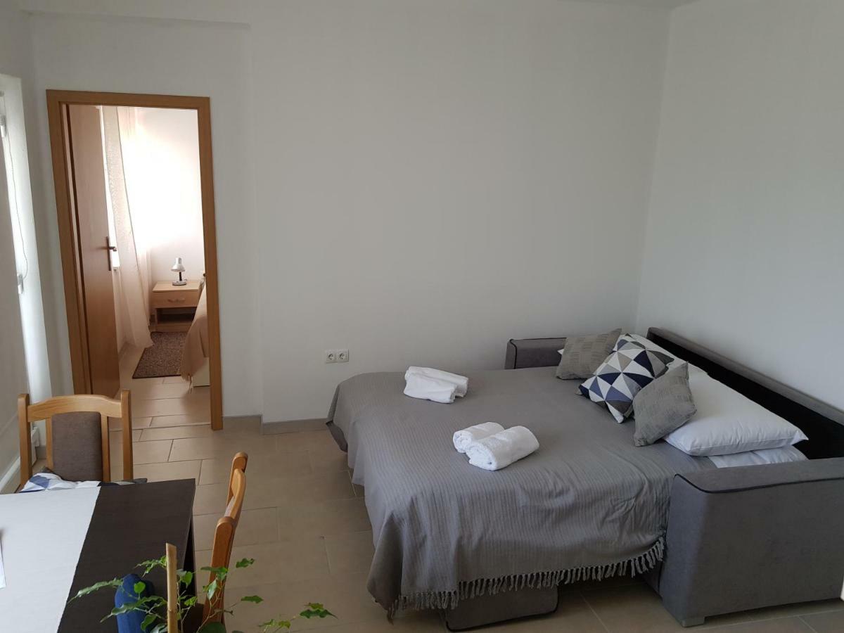 Apartments Tri Mora Ražanac Dış mekan fotoğraf