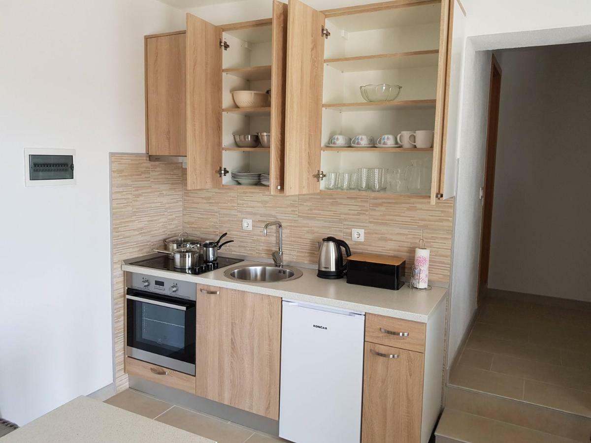 Apartments Tri Mora Ražanac Dış mekan fotoğraf